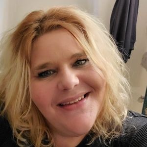 Meet your Posher, Alisha